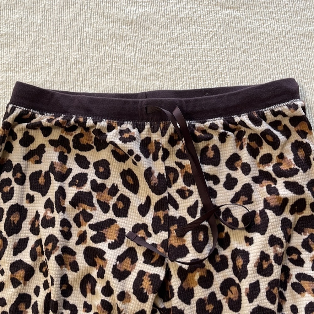 Pj Couture 2pc Leopard Print Set. P/5/A1313 - image 8